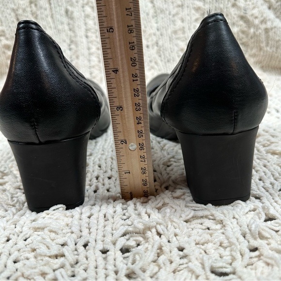 Clarks Collection Neiley Pearl Leather Ultimate Comfort Pump Block Heel Black 10 - Picture 4 of 11